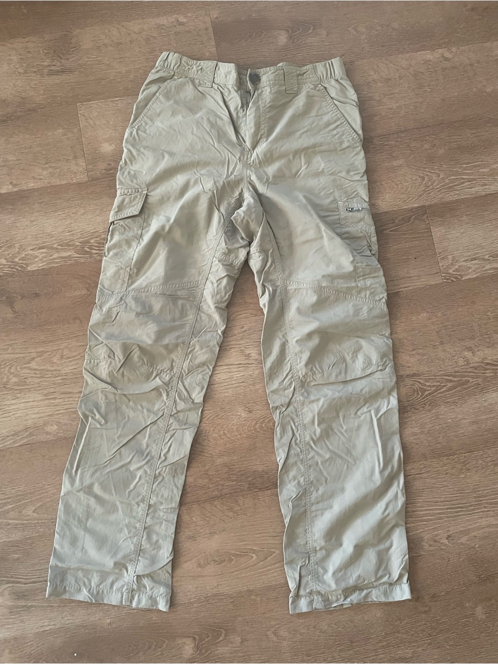 Columbia Men's Cargo Pants in Light Tan
